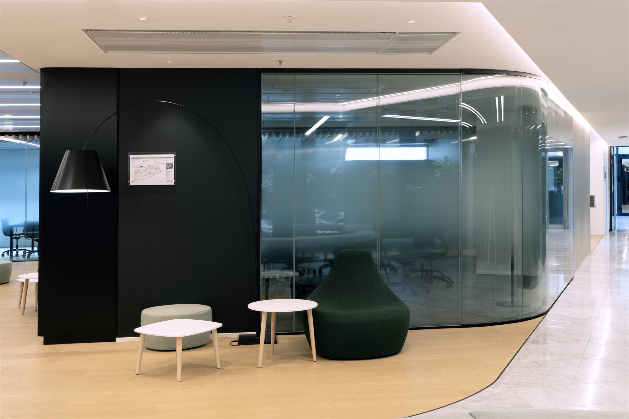 Installazione pareti divisorie VetroIn in ufficio direzionale (1)