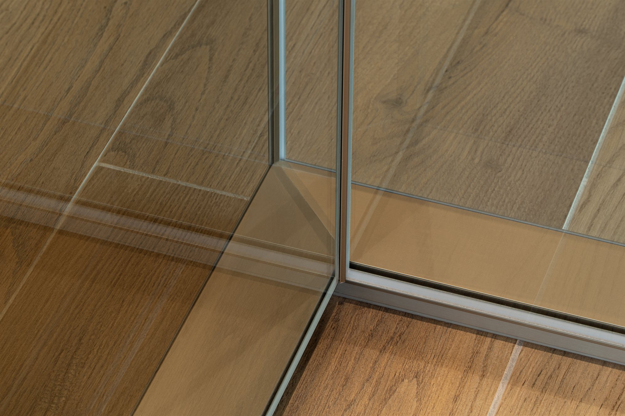 Installazione pareti divisorie VetroIn in ufficio direzionale (4)
